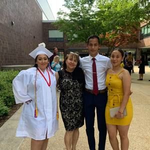 Meet your Posher, Nidia